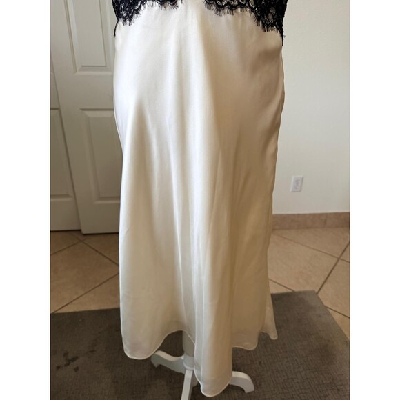 White House Black Market Halter Satin Lace Midi Dress XS/S Coctail Romantic - Picture 7 of 11